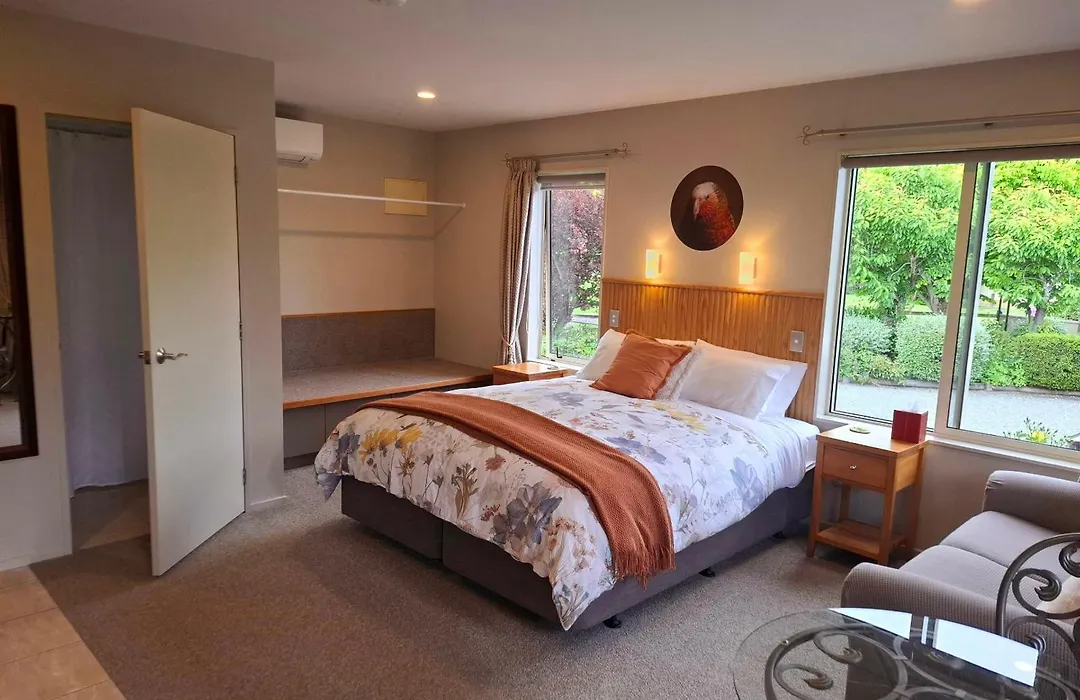 Blue Ridge Studios And Bed & Breakfast-1